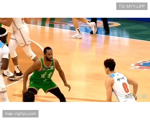 双方同时犯规如何判罚？解读篮球比赛中的处理规则